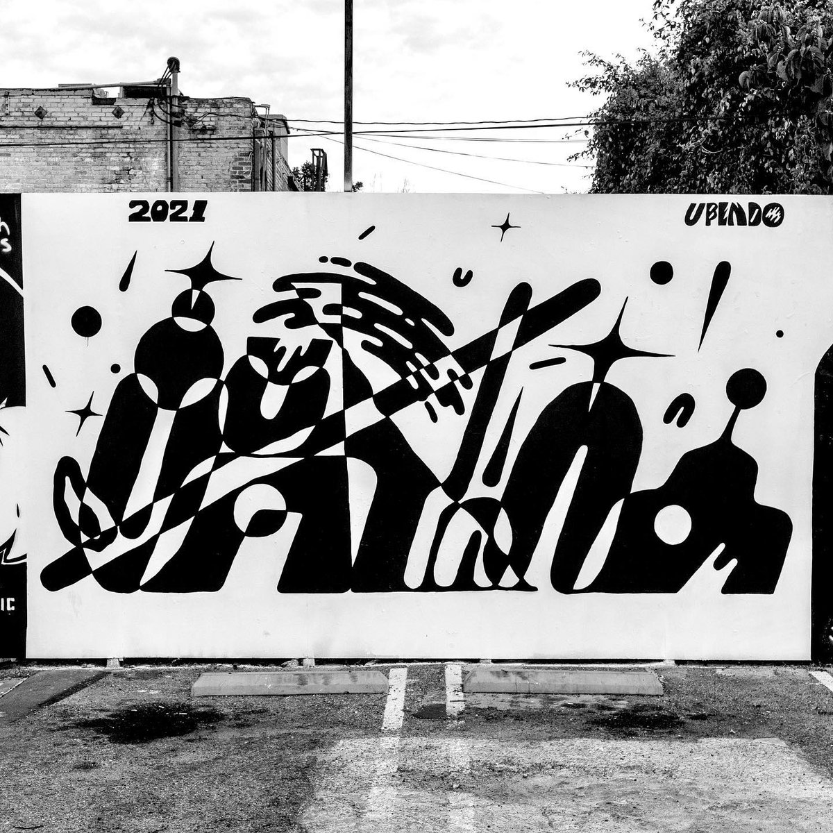 Voice x <a href="/streettheory_/">Street Theory</a> #NFTResidency artist, #UPENDO is a bimorphic surrealist artist inspired by music, childhood cartoons, vibrant street culture, sports, and socio-political issues. Upendo's NFT collection crafts a vibration of color. #OnlyOnVoice
voice.com/upendo