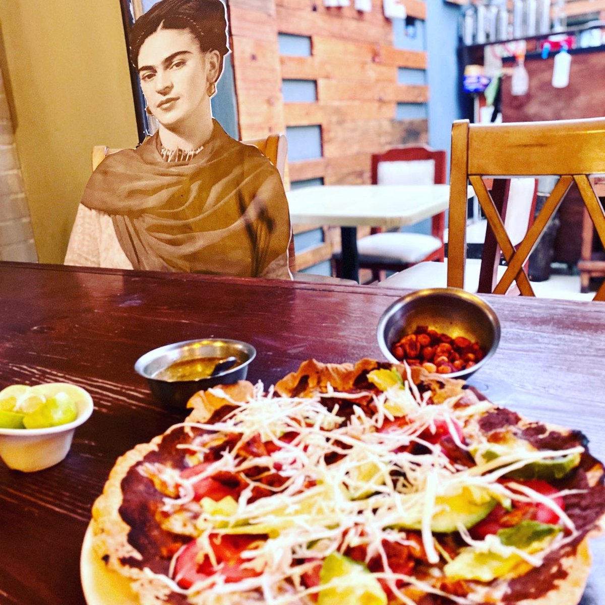 BbKfeMexico's tweet photo. Más te quiero, mucho más cuando te veo... Nos vemos en #BbKfe 🤪 ¡Te deseamos un delicioso día! ¡Te esperamos! @LaRomaDF 😷 https://t.co/5kXkaqnf1z