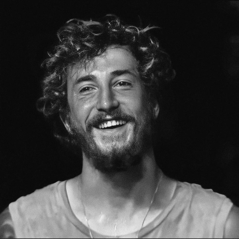 performansınla karakterinle ve enerjinle gitmen gereken yer finalken bu veda hiç olmadı yolun açık olsun babako 

#BerkanKarabulut