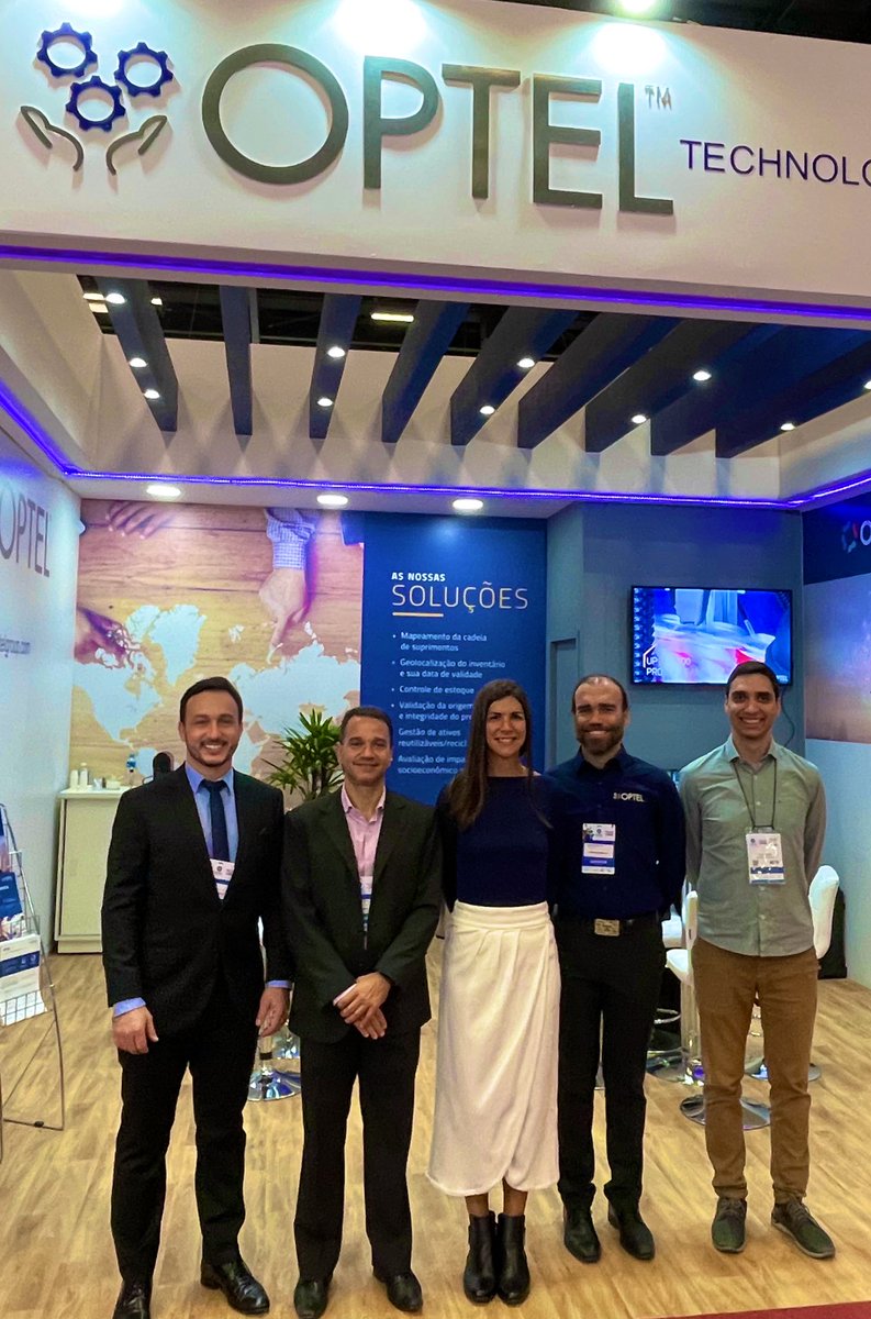 aunthais's tweet photo. Visitando o grupo @OptelGroup na @FispalTec. Optel é fornecedora líder mundial de sistemas de #rastreabilidade e #digitalização da cadeia de #suprimentos. #QcBr https://t.co/WVGgxRa888