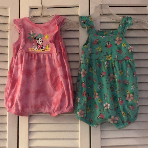 AuJus22's tweet photo. So good I had to share! Check out all the items I'm loving on @Poshmarkapp from @tfreebird36 #poshmark #fashion #style #shopmycloset #indigord #vtech #disney: https://t.co/i3vOGFvhmF https://t.co/ouB2NlcXiO