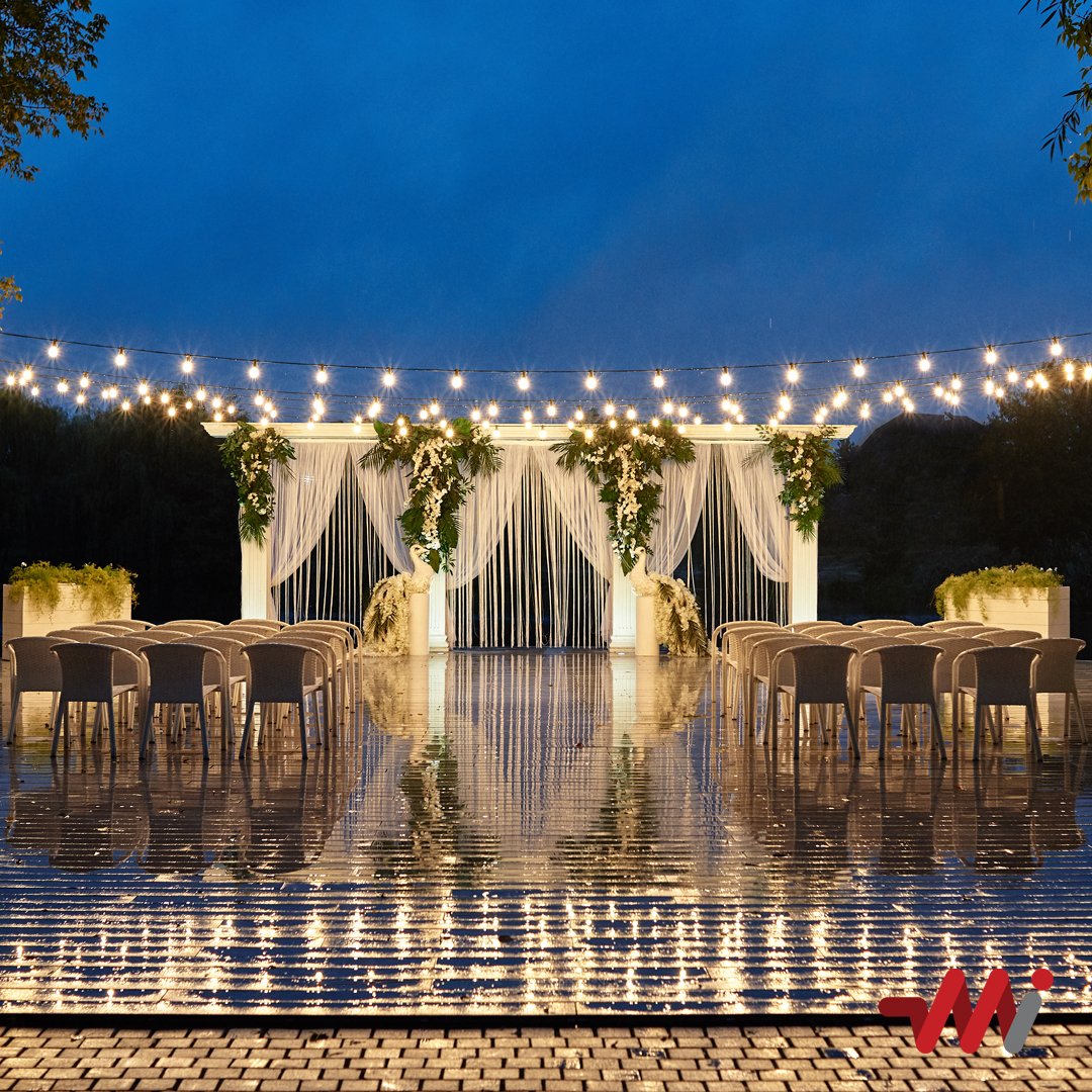 HolidayLight_LA's tweet photo. 👰🤵✨Designing your perfect wedding event lighting requires expertise and research. The designers at Mobile Illumination have experience utilizing the latest in special event lighting technology. 

 #eventlighting
#specialevents
#events
#concerts
#theforum
#lighting
#colorlights https://t.co/5UzHWSpsIw
