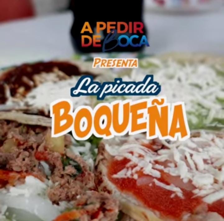 ¿Ya probaste las ricas picadas de antojitos Elsa? Ven y disfruta los mejores platillos tradicionales hechos con manos boqueñas. ¿Y tú?, ¿cómo las prefieres?, verdes, rojas o de mole, están ¡#APedirdeBoca! facebook.com/apedirdebocaof…