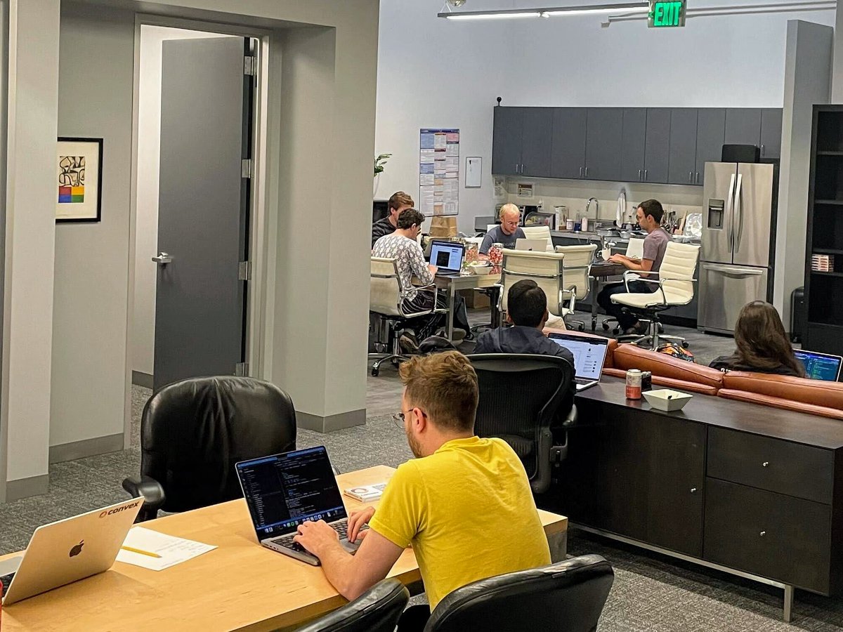 convex_dev's tweet image. Our first Convex Hack Night was a lot of fun. Interested in joining next time (in-person in San Francisco) to build web apps on Convex? Drop us a DM!