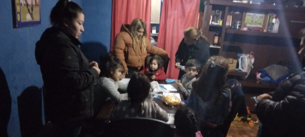 LibresTeSI's tweet photo. TALLER DE EDUCACION POPULAR Y CULTURA HOY REALIZAMOS NUESTRA BANDERA ARGENTINA 🇦🇷 ,CREADA POR MANUEL BELGRANO #YOSIPUEDO2.0 #ACOMPAÑAMIENTOEDUCATIVO (La Cava) https://t.co/6pW504YgI9