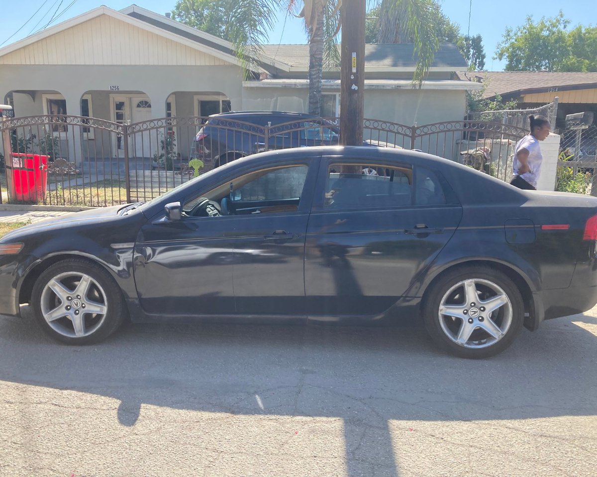 SanBernardinoPD's tweet photo. PROACTIVE PATROL STOP
Excellent proactive work Officer Breceda. Stay vigilant and keep getting after it!
#GetAfterIt #SBPD #ProactivePatrol #SanBernardino #OneGunAtATime #JoinSBPD #MakingADifference https://t.co/EfDaONELYw