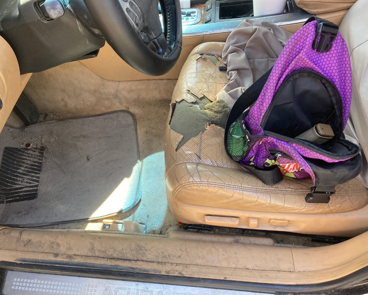 SanBernardinoPD's tweet photo. PROACTIVE PATROL STOP
Excellent proactive work Officer Breceda. Stay vigilant and keep getting after it!
#GetAfterIt #SBPD #ProactivePatrol #SanBernardino #OneGunAtATime #JoinSBPD #MakingADifference https://t.co/EfDaONELYw