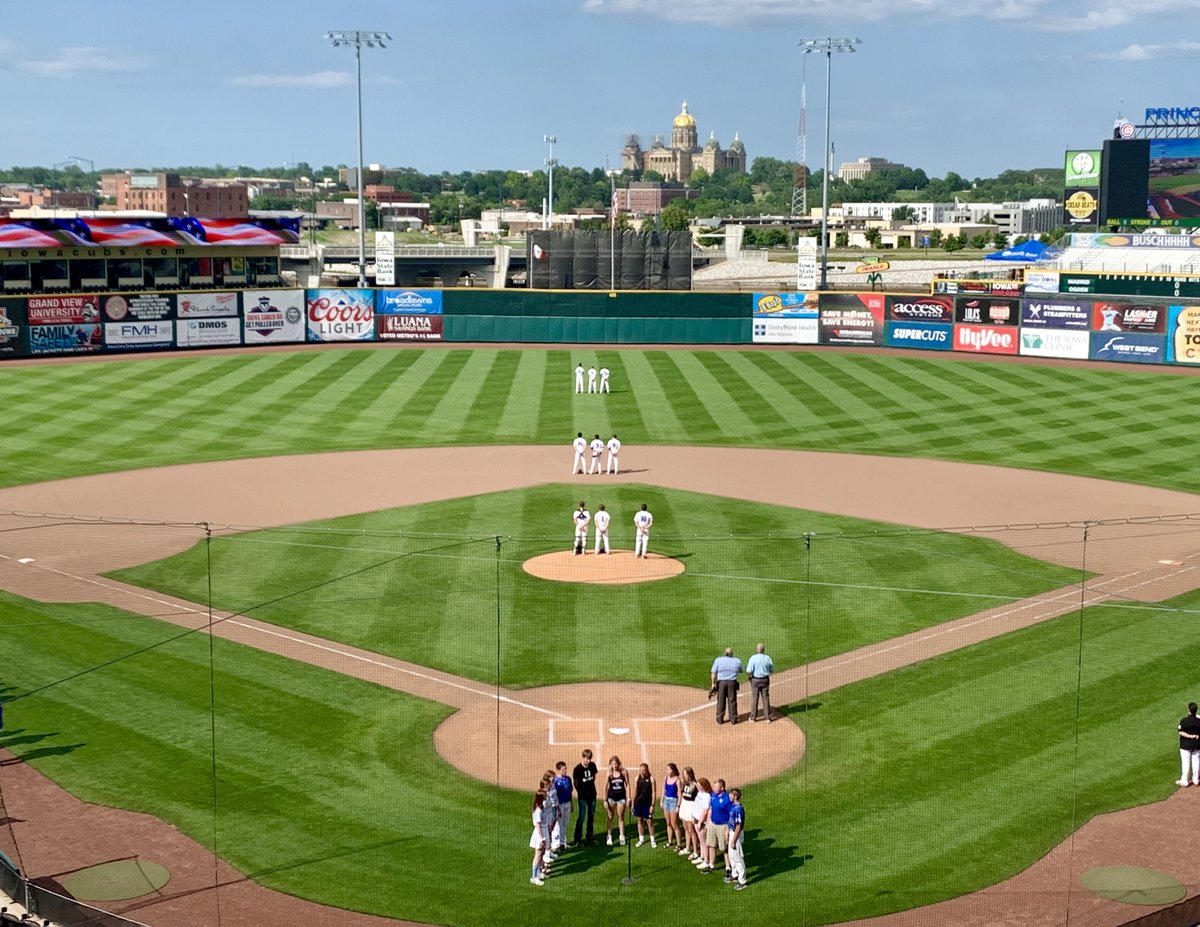iahsbb's tweet image. Terrific job by members of the Ogden High School choir singing the national anthem to start the third and final game of today’s triple-header at Principal Park 
Ogden vs Madrid 
#iahsbb