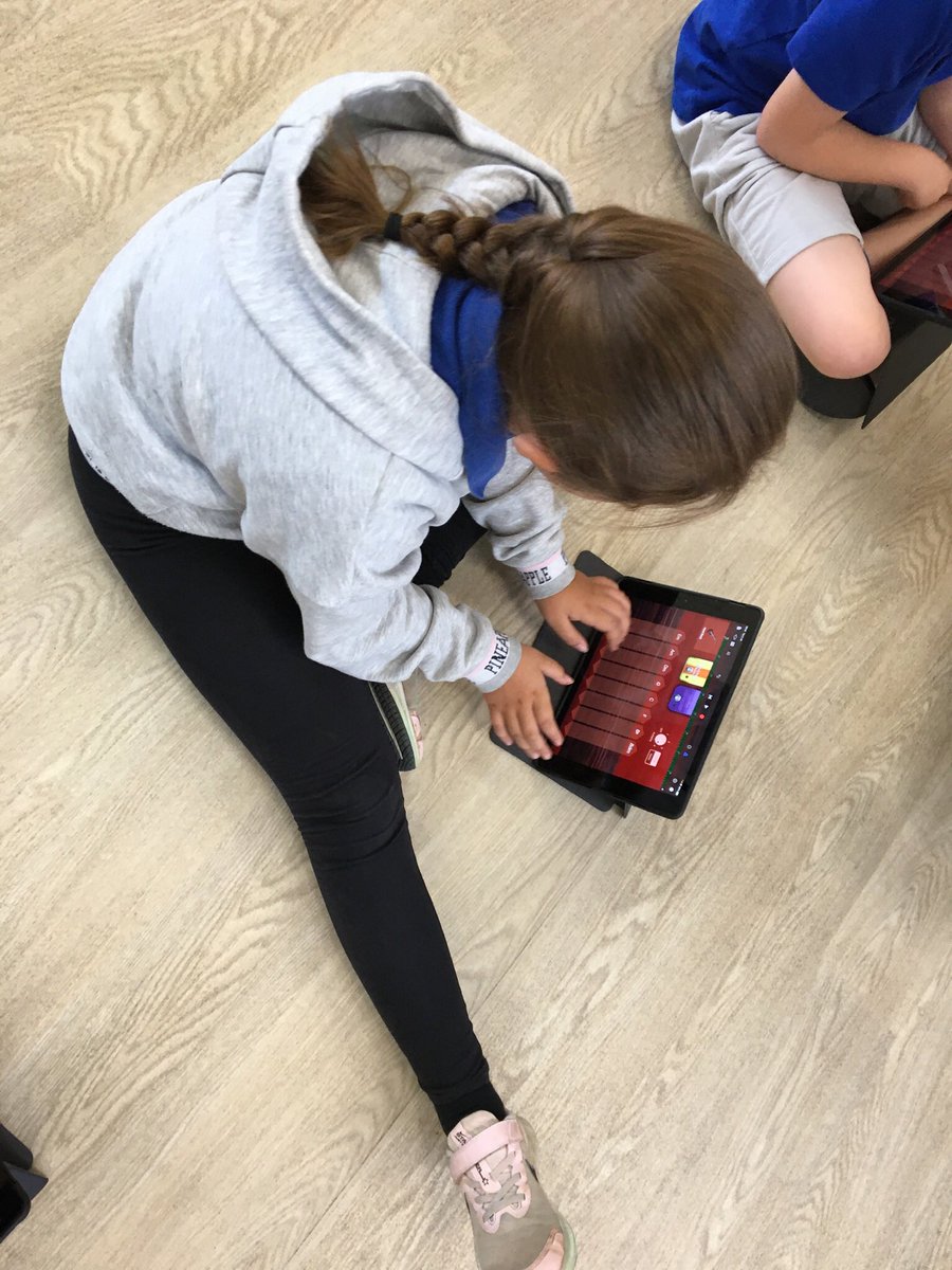 susantyson's tweet photo. Y4 have enjoyed creating their own music using garage band. @AlthorpeKeadby https://t.co/T7DsGyDu1r
