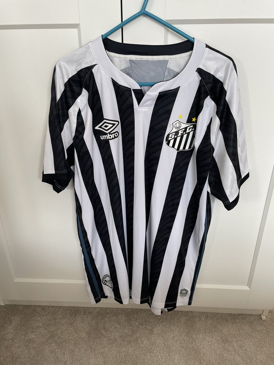 JdoShirts's tweet photo. FOR SALE:

Santos 2020 - Away - XL - £15

Excellent condition, RTs appreciated 😃 https://t.co/qHOXVyLkaf
