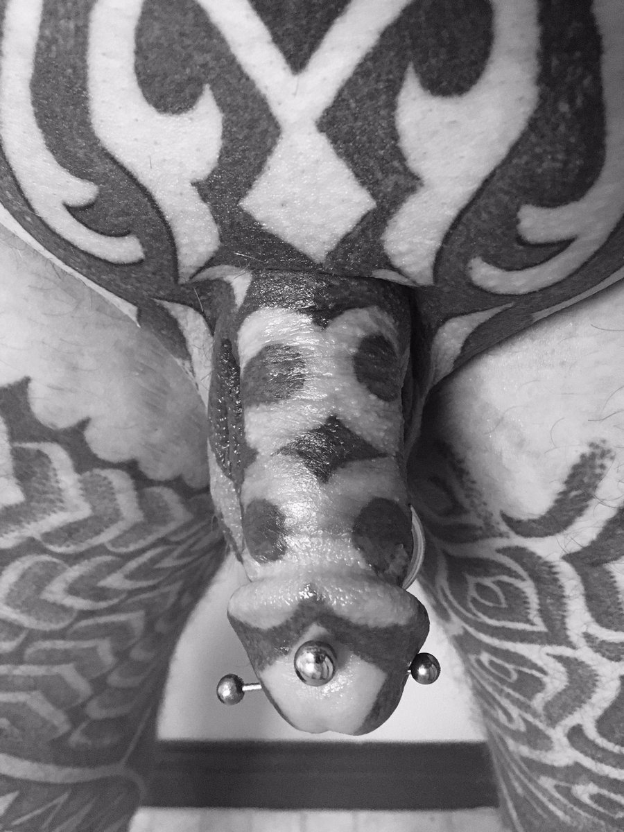 InkedObject's tweet photo. @inkedbrln https://t.co/8ObHYa5I2E