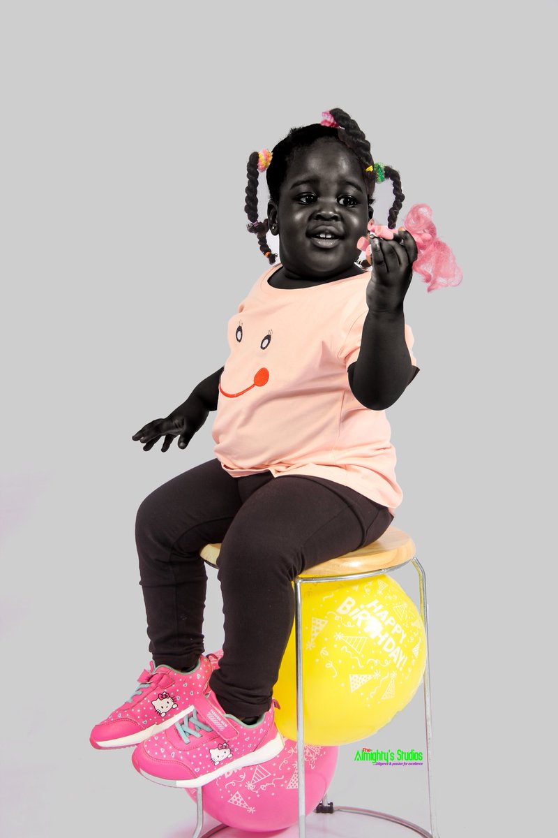 SSGagain's tweet photo. @victorosimhen9 Checkout my creative edited picture taken in our Studio @theAlmightysStudio @SSGagain ( call 08158069839) https://t.co/UTY5bCLggx