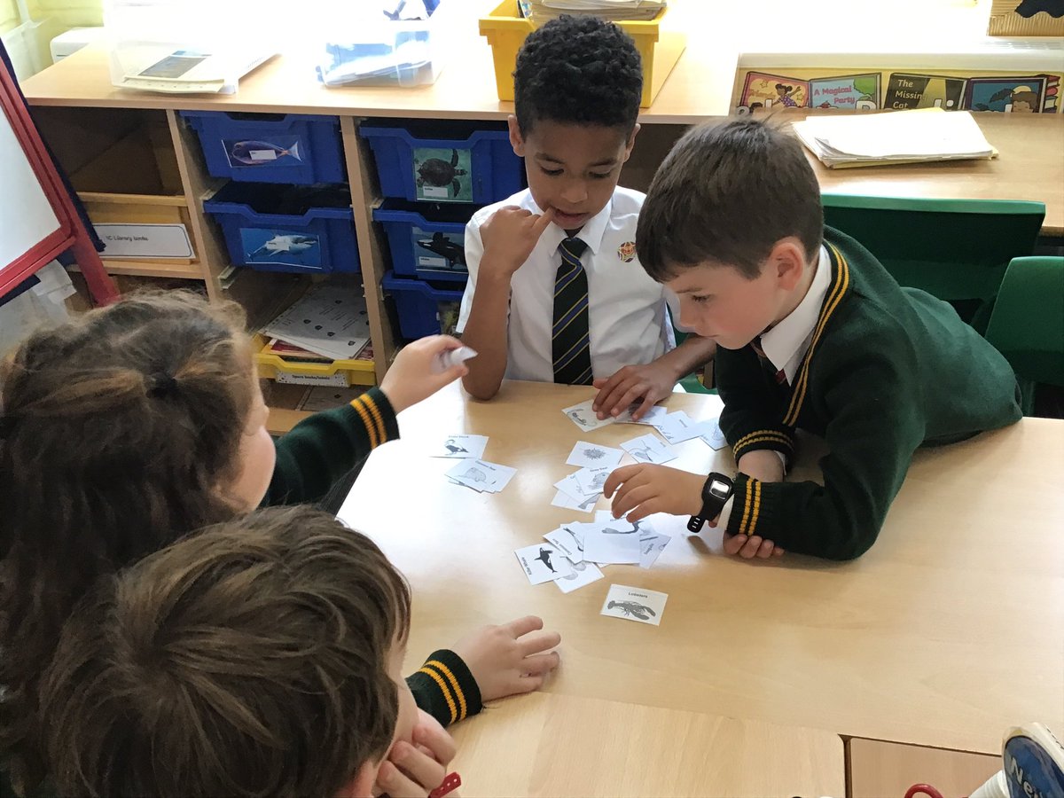 laceygreenpa's tweet image. In Science today Year 1 sorted different animals into where they live  #LGPAScience