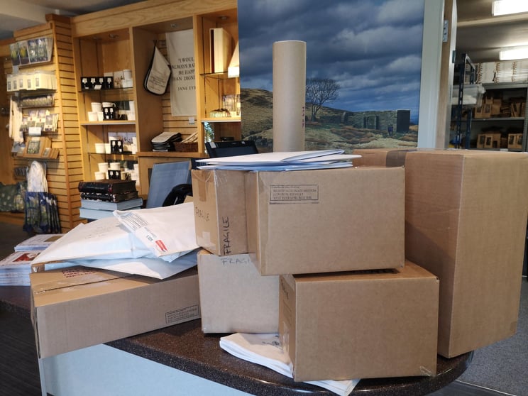 23 DAYS BEFORE @PostOffice CLOSE OUR PO. Today's photo shows parcels at @BronteParsonage about to go to our PO. Businesses on #Haworth Main St use our PO to send parcels around the world. The PO does 25% more business in parcels than the average PO. Please R/T