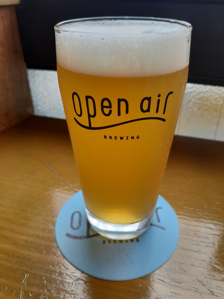 healing48176522's tweet photo. 昼から贅沢した~!飲みたかったビール飲めたし知人のお店も行けてグラウラーもゲットできて、大大大満足!!!さ、中身飲も!
#openair
#hopsplash
#branchout
#NOMCRAFT
#cocobeat
#ほんのりさくらんぼ
#米沢ジャックスブルワリー https://t.co/R2WHTvQobv