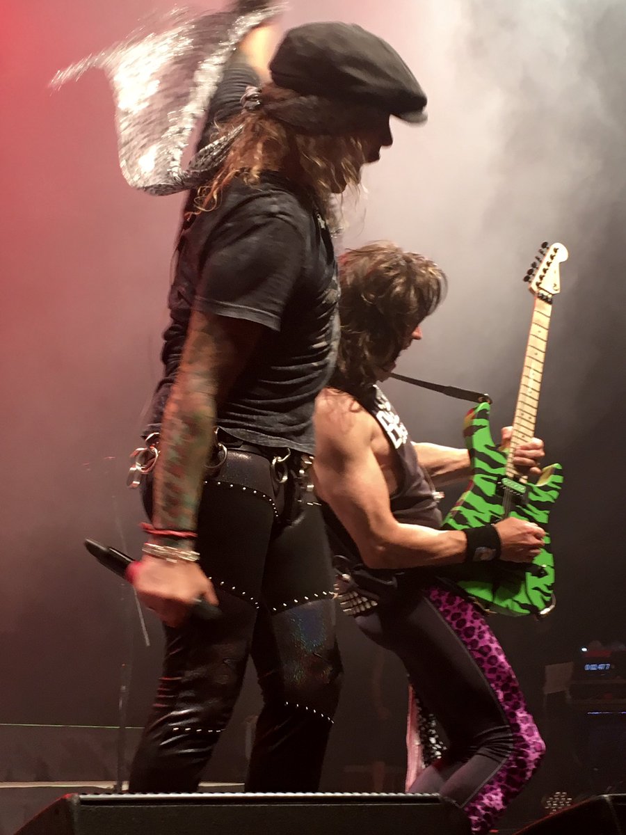 mclori55's tweet photo. MICHAEL STARR @SteelPantherz #picbyLA #2019throwback https://t.co/AG2XeQHOP6
