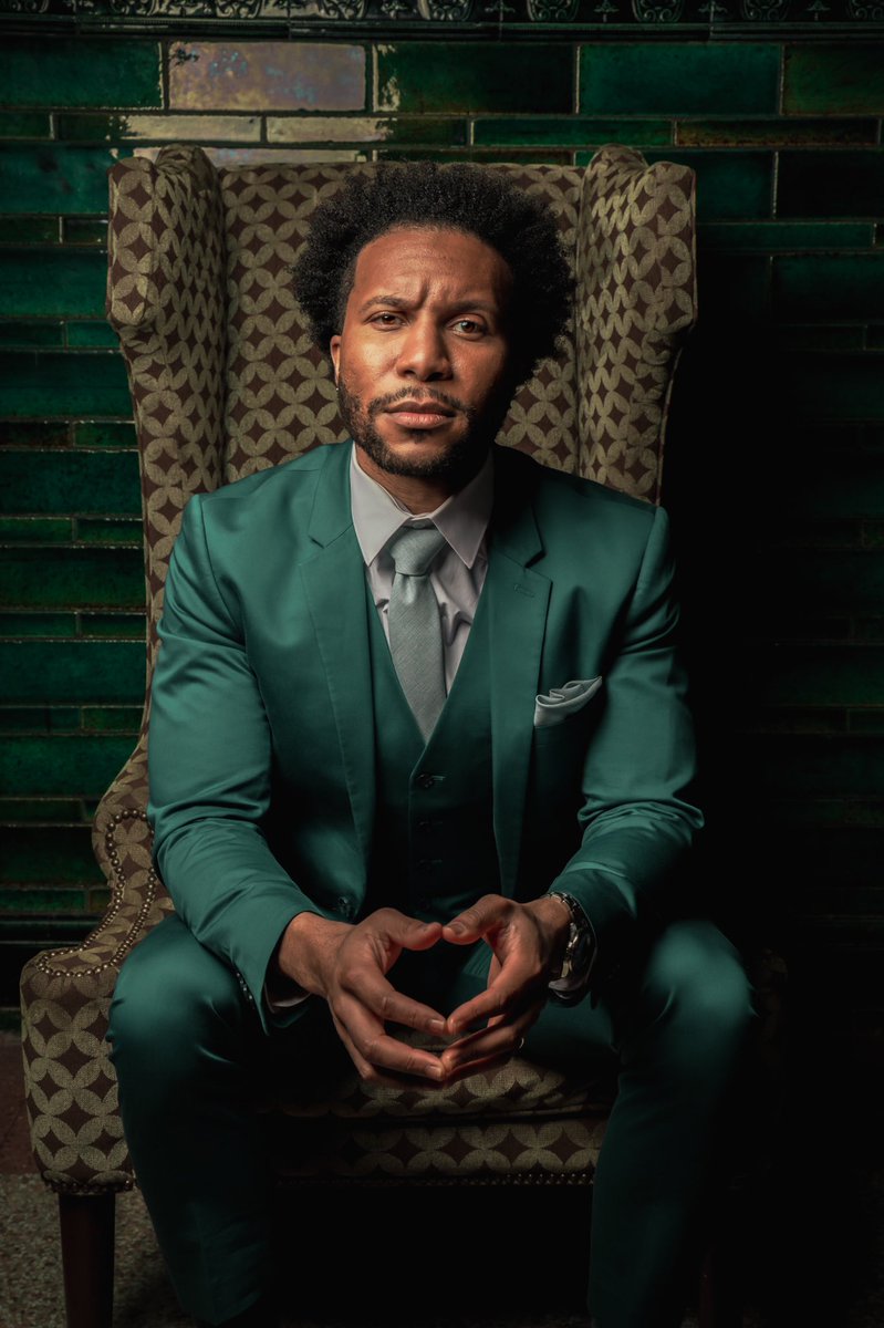 jstnhll's tweet photo. Green with…

📸 Brittany Brownell, Jason Bauman,
Phoenix Veunnasack, John Roush II
(💚 edited by me)

📍@UnionStationSTL

#green #stlouis #unionstationstl #shutterfest #photo #photograghy #malemodel #blackmodel https://t.co/ekaDy97VvD