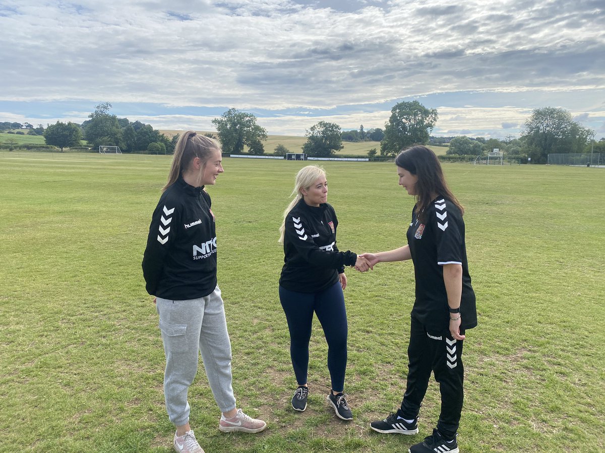 BBCNorthampton's tweet photo. Is there a new #signing at @NTFCWomen ?!  Daisie enjoyed a fun morning at @HarpoleFC ! @AmosAnnabel https://t.co/ltbv1MyOwN