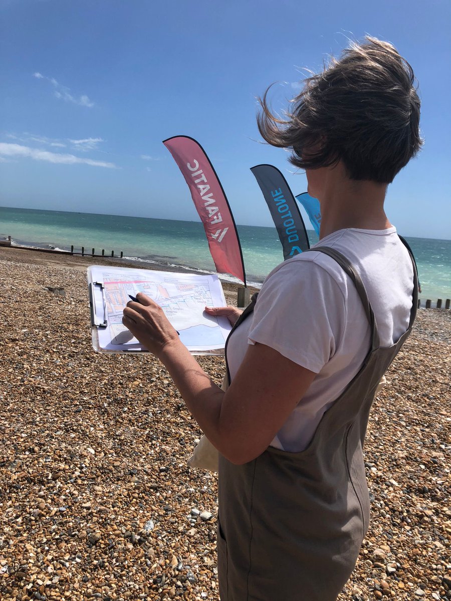 vicki4labour's tweet image. Inspiring to meet the young environment champions with Mr Dean at @StRomerosCS. Students of the Fingerprints (not Footprints) team will join other citizen scientists to collect data needed for our 2nd #Worthing Bathing Status application to DEFRA. 🌊
#PeoplePower #CleanSeasPlease