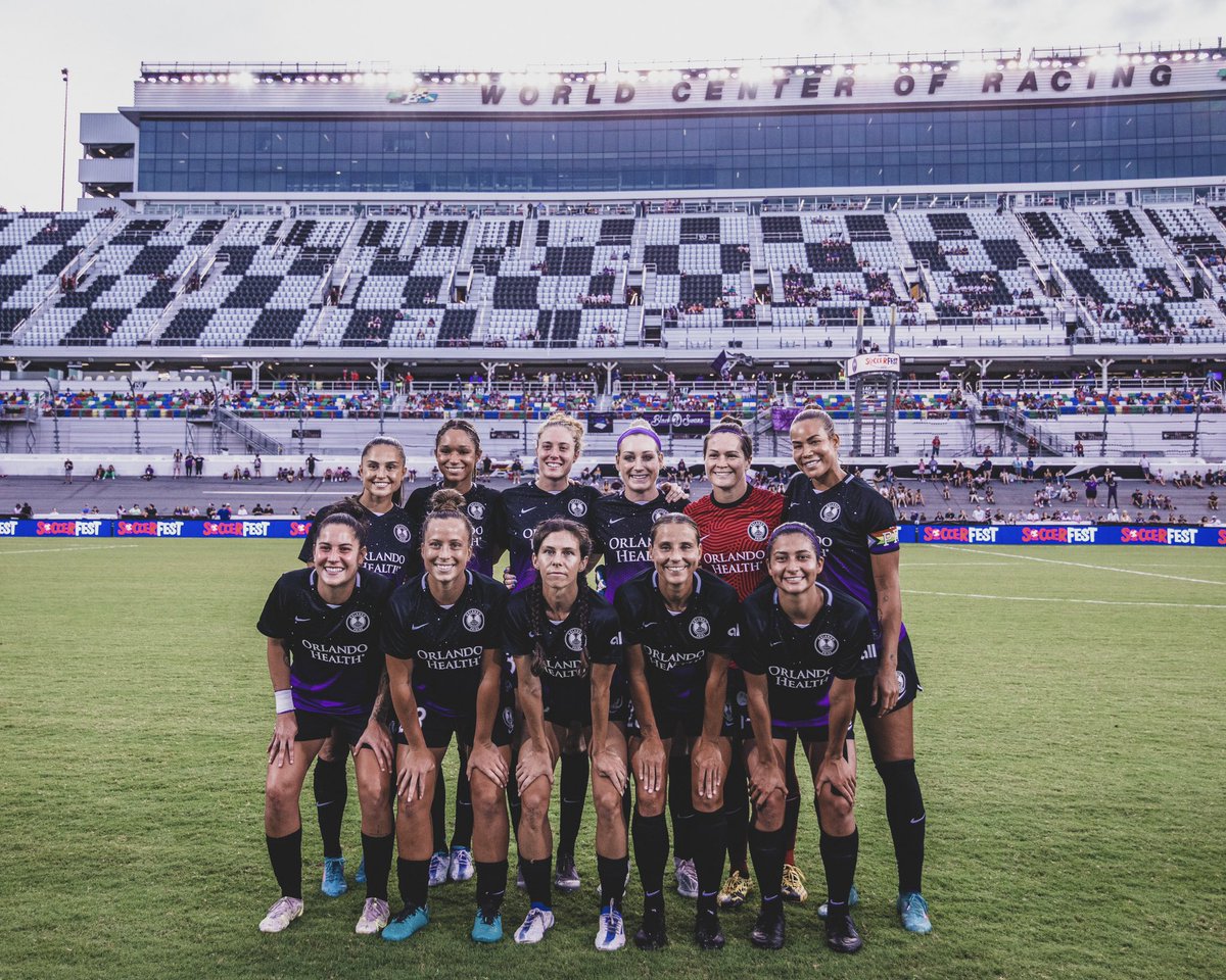 Feliz de haber sido parte del espectáculo que vivimos el domingo, pero sobre todo de haberlo disfrutado como equipo. 💫💜 ¡¡Queremos más y vamos a por ello!! 🚀 @orlpride | @NWSL