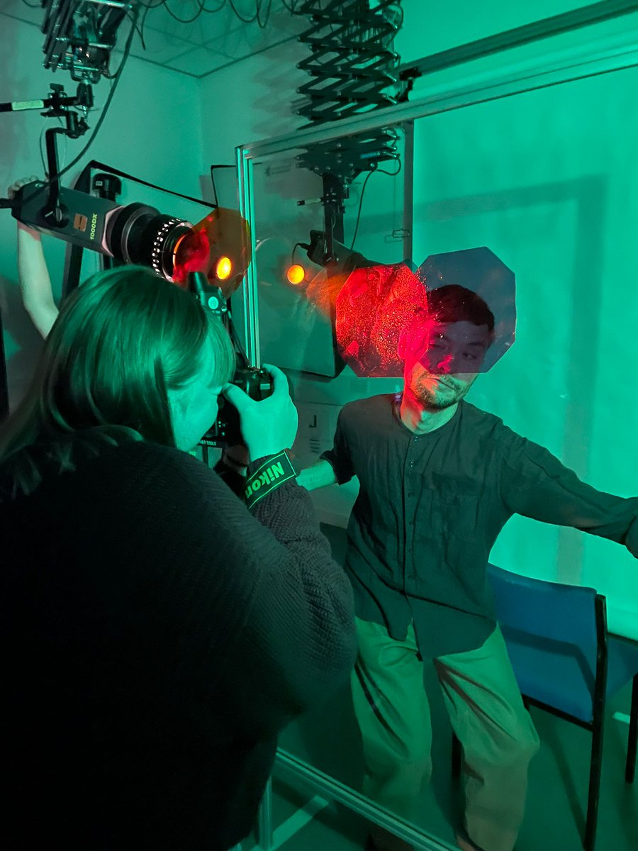 photoboltonuni's tweet photo. College staff or student? We'll be running more of these FREE experimental studio workshops  throughout the year, get in touch to book! 

No duck faces allowed... the aim of the workshop is to imagine new, fun ways to create portraiture without feeling self-conscious 🤩 https://t.co/njagi5K3vC