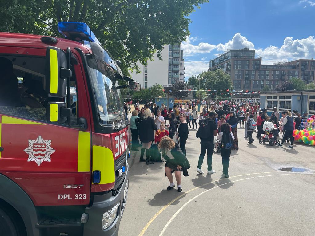 LFB Newham (@lfbnewham) on Twitter photo Crews from #Stratford White Watch recently attended @cpse15 to engage in Community Safety as well as <a href="/LondonFire/">London Fire Brigade</a> Community Risk Management Plan consultation. Thanks for hosting us and allowing us to share our safety messages. Crews from #Stratford White Watch recently attended @cpse15 to engage in Community Safety as well as <a href="/LondonFire/">London Fire Brigade</a> Community Risk Management Plan consultation. Thanks for hosting us and allowing us to share our safety messages.