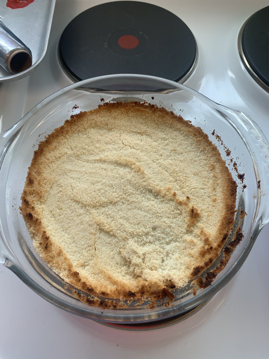 CaFoodtech's tweet photo. Last week Y7 stewed their chosen fruits for their crumble. This week they used their rubbing in method to make the crumble topping. Great work Y7! @ChilternA #foodlesson #fruitcrumble #chilternacademy https://t.co/x11H3SBfVk