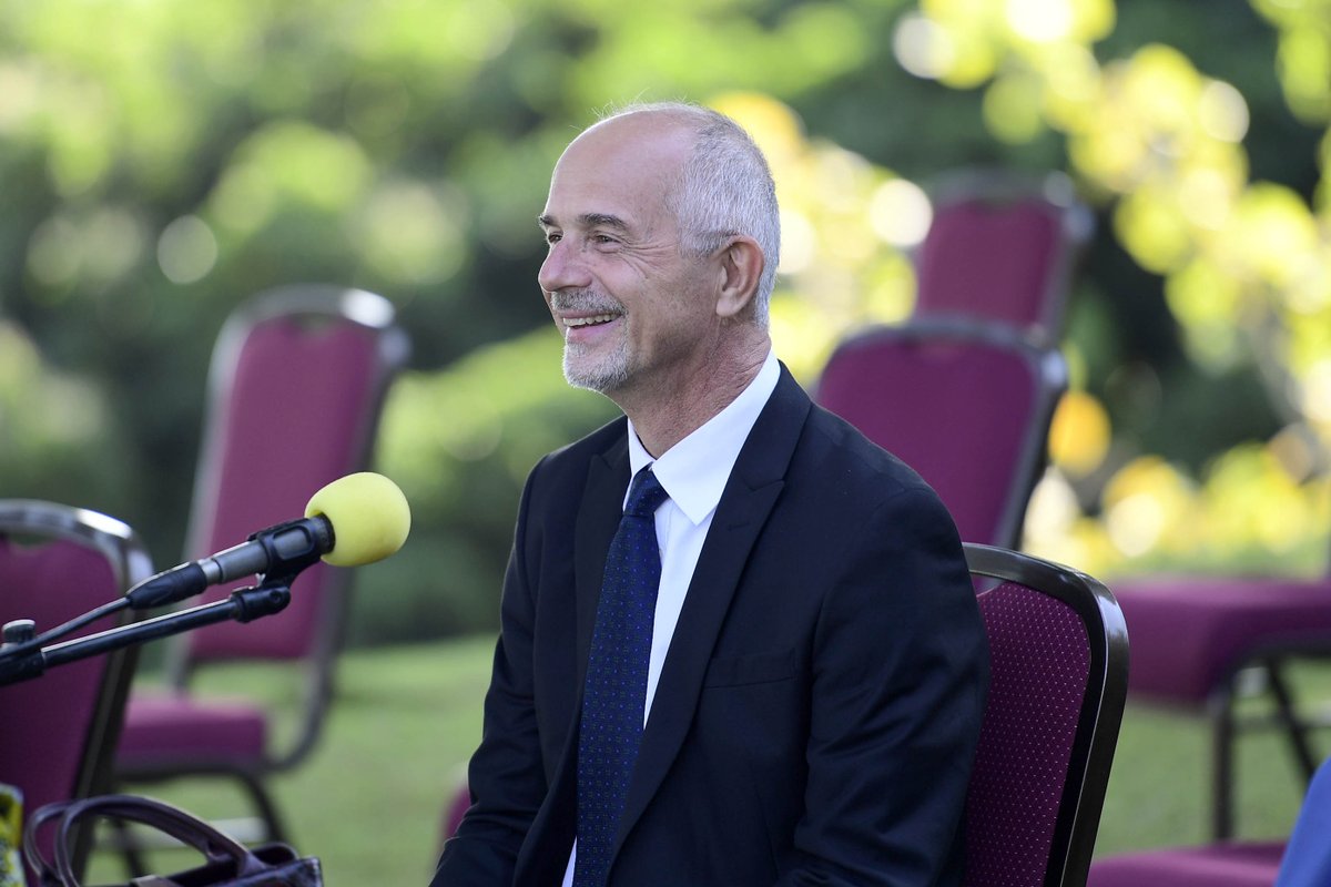 I hosted the outgoing UNHCR representative to Uganda,  Mr Joel Boutroue at State House Entebbe. I thank Mr Boutroue for his service and wish him well in his future endeavours.