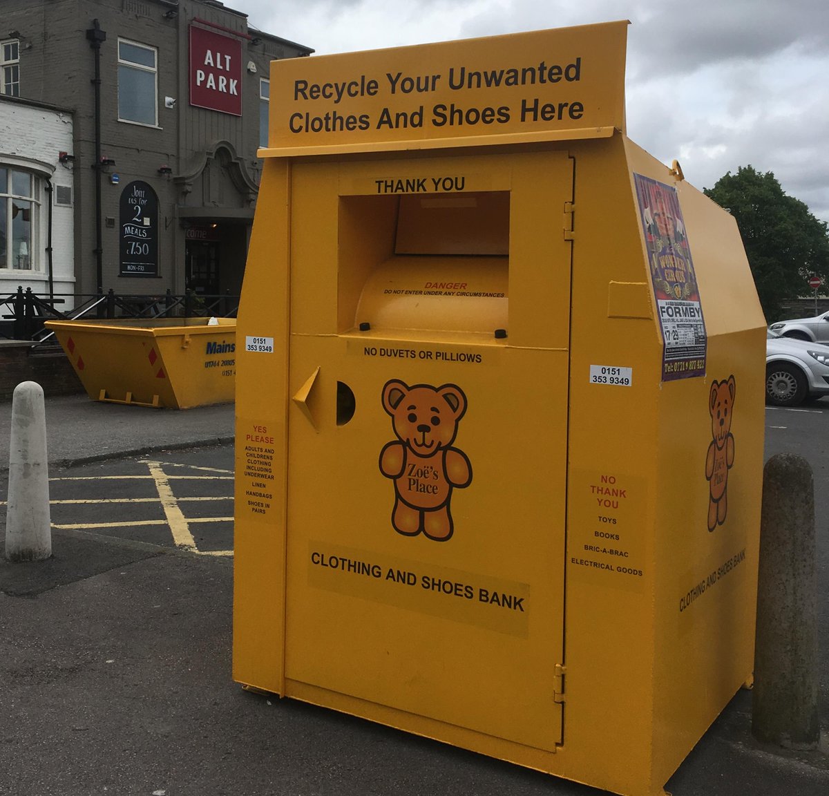 Got any unwanted jackets laying about?

We have recently introduced two textile bins to the local community making it even easier for you to get rid of all your unwanted items of clothing! 👚

zoes-place.org.uk/textile_recycl…