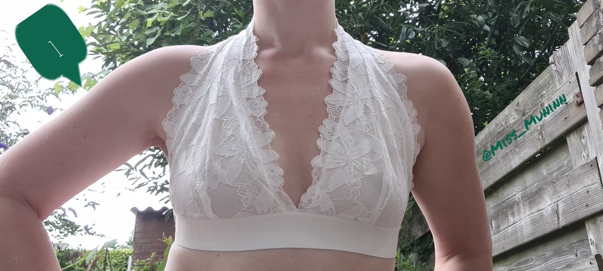 Miss_Muninn's tweet photo. Got myself some new #lingerie 🥰
Getting ready for #festivalseason 😋🥳☀️
Wich one do you prefer seeing me with at my first festival?! 
1, 2 , 3 or 4 🤪
#embracing a #bralessforever #bralesslifestyle instead I wear #bralettes sometimes 😉
#nerdygirls #bralessgirls #mombody #sexy https://t.co/bomPrvbGse