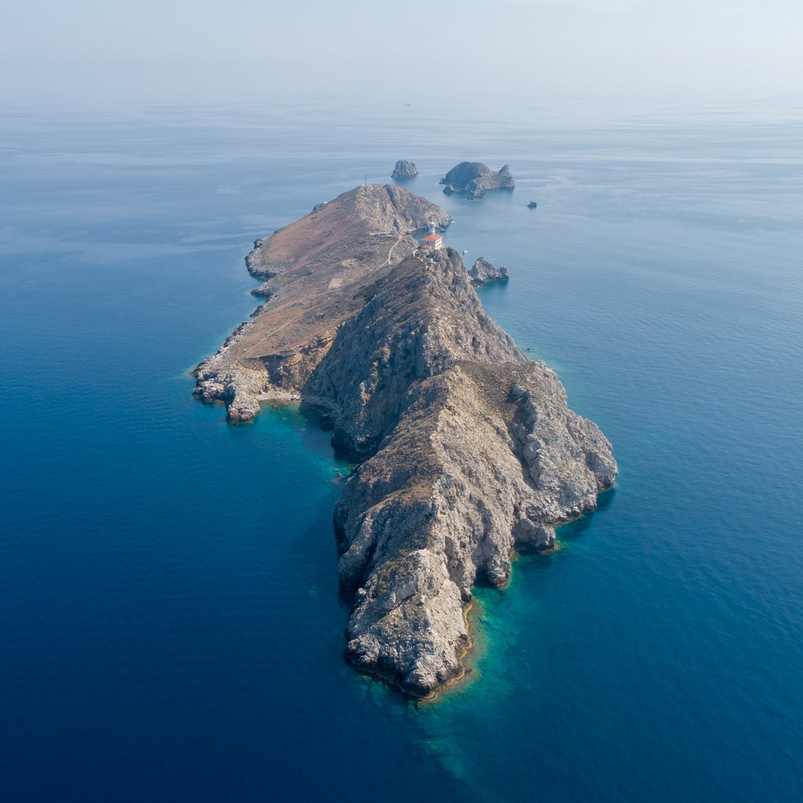 UnescoVis's tweet photo. PALAGRUŽA ISLAND, Vis Archipelago Geopark, Republic of Croatia

Photos by: Matko Petrić

#UNESCO #Croatia #island #lighthouse #sea #nature #protection #geopark #adventure https://t.co/4cPzt0FF9E