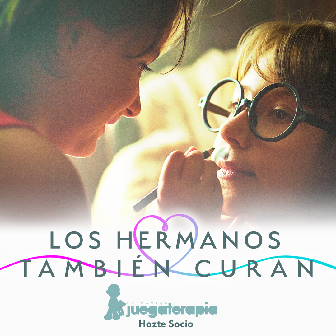 juegaterapia's tweet photo. Ya sabemos por qué Sofia es una niña feliz. Porque tiene a Marta cerca.
Inventan juegos para hacer más bonita la realidad, se disfrazan, cantan, bailan... Un mundo mágico solo para ellas donde pueden ser lo que deseen. Felices es lo que eligen siempre💙 
#LosHermanosTambiénCuran https://t.co/TQNuqPO8CI