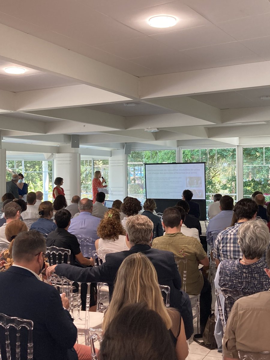 [EN DIRECT] La matinée se poursuit avec la présentation du Pôle Appareil #Digestif #Endocrinologie et #Nutrition du <a href="/CHUBordeaux/">CHU de Bordeaux</a> à l'initiative d'un portage collectif d’un plan d'attractivité ➡️ « une situation très complexe au départ qui s’est transformée en projets concrets »