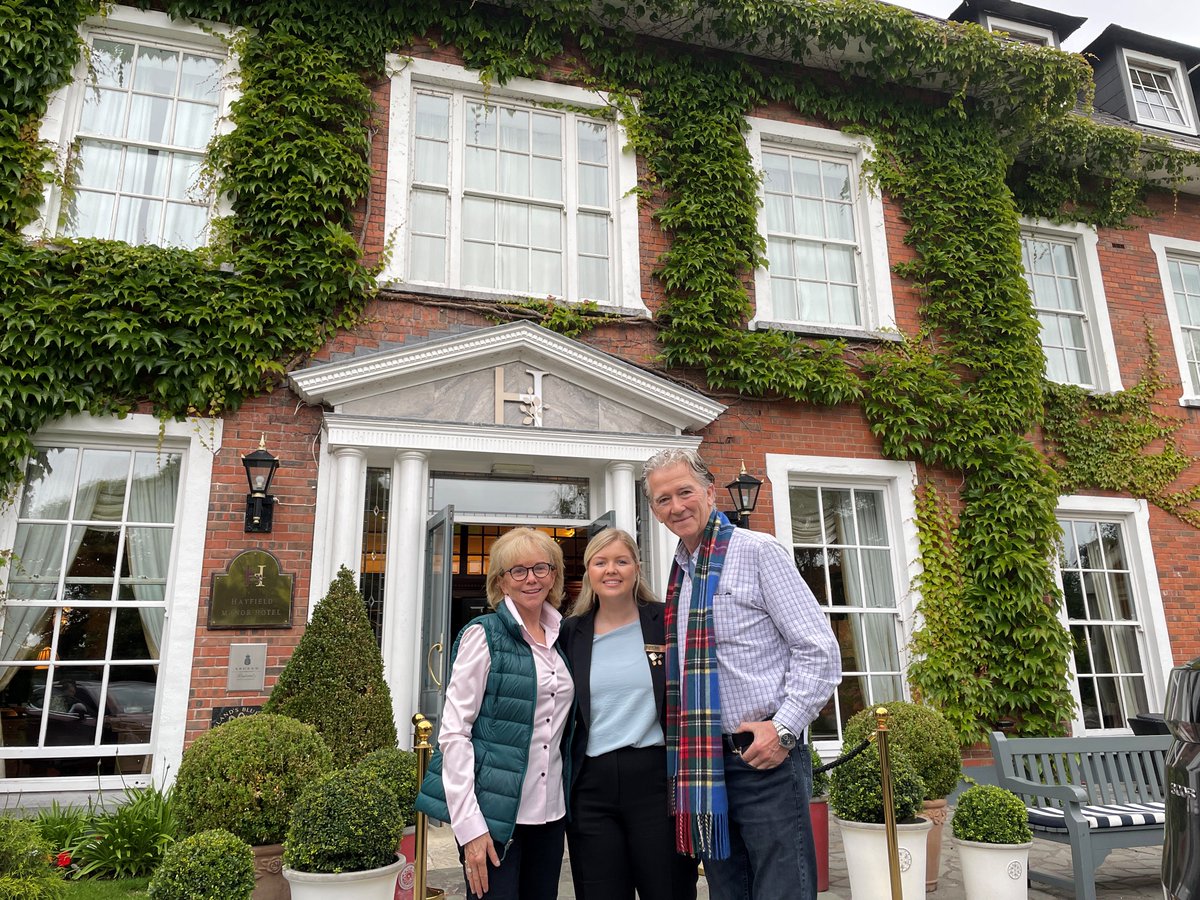 Next stop the stunning  @HayfieldManor in #Cork for #PatrickDuffy & @lindapurl  @IrelandBlueBook #PureCork #IrelandsAncientEast #LoveIreland