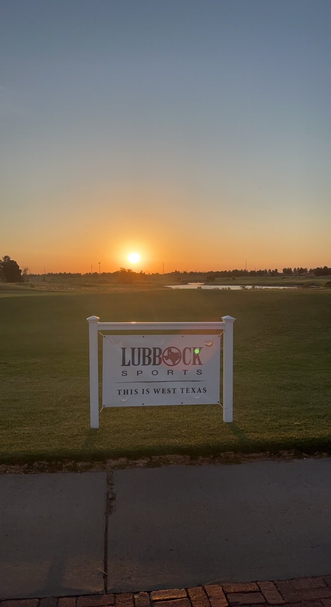 AJGAGolf's tweet photo. Sunrise as grand as Texas 🌄

Good morning from at #JASMcCormick https://t.co/4KB1z4UVPy
