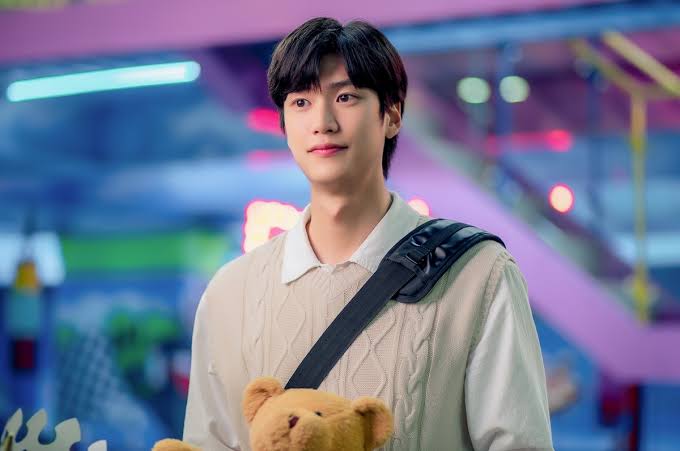 ArtRaftPro's tweet photo. Na in woo looks damn handsome and fresh, i was irritated with all his past characters but this one is so good I'm telling you!
Whoever want a explanation before starting, check my this video - https://t.co/AeMy6kNduQ
#JinxedAtFirstEp7
#JinxedAtFirstEp6
#nainwoo
#seohyun https://t.co/tUzxt1ZOD4