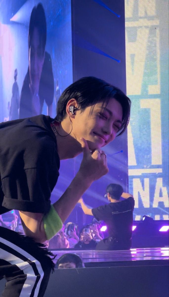 daily felix jagiya (@lixarchve) on Twitter photo 