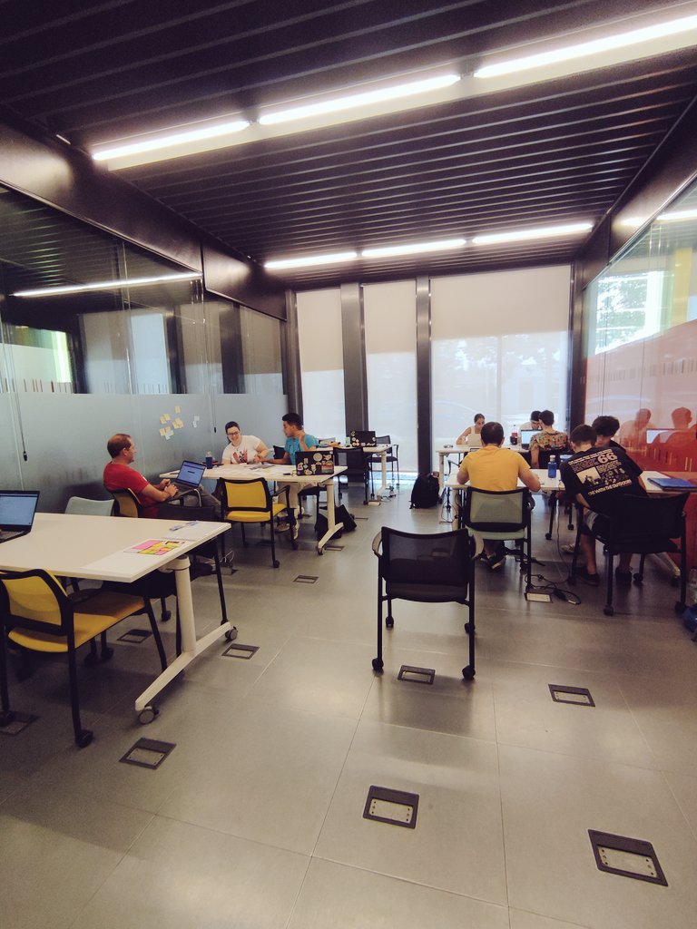 Empezamos el día 3 del #osoc22 y nuestros equipos ya están dándolo todo en sus proyectos! 💪🏻🤩

Os iremos contando más curiosidades de cada proyecto durante estos días, estad atentos... 🧐🎉

<a href="/osocode/">open summer of code</a> @esne_es @UFVComunicacion <a href="/FIUPM/">Facultad Informática UPM 🤖🔁 Bot retwitteador</a> <a href="/LaNaveMadrid/">La Nave</a>