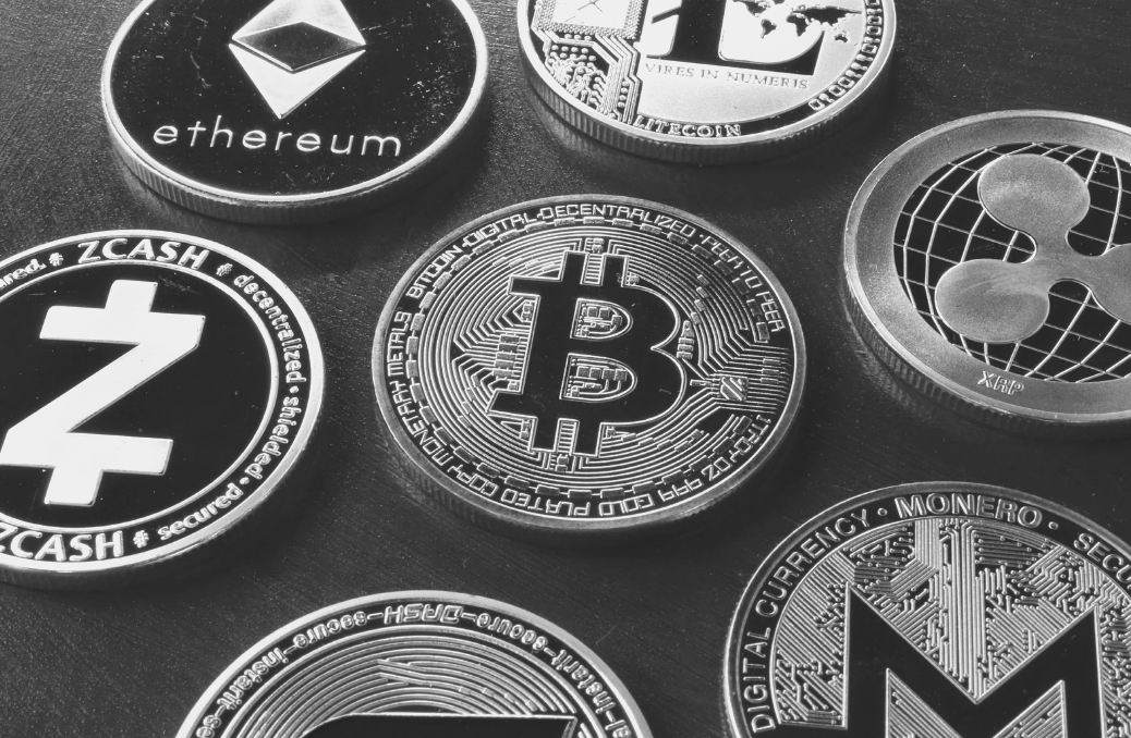 ECB requests urgent approval of EU cryptocurrency regulation delayed until 2024. Details: t.ly/y6_3