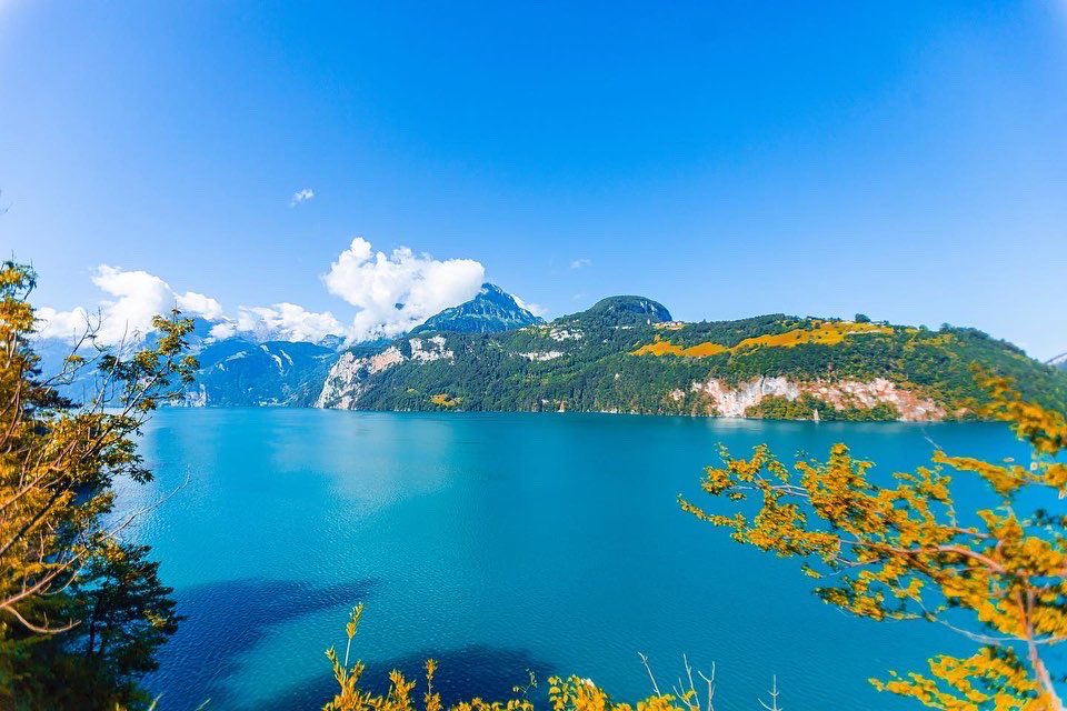 Twinsdntbeg_'s tweet photo. The beauty of Lake Lucerne, Swizerland 

Lake Lucerne is a lake in central Switzerland and the fourth largest in the country.

Landscape photography by @swagofafricanews @twinsdntbeg 

#switzerland🇨🇭 #zurich https://t.co/M9EfibCgp3