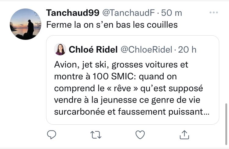 ChloeRidel's tweet photo. « Ta place est dans la cuisine » « mal baisee ». Extraits du florilège d’insultes que j’ai reçu après avoir commenté la vidéo d’un footballeur qui montre sa vie faite de voitures de luxe et de jet ski, donnant une vision anti-écologique et rétrograde de la réussite sociale: https://t.co/8K4K10UFPh