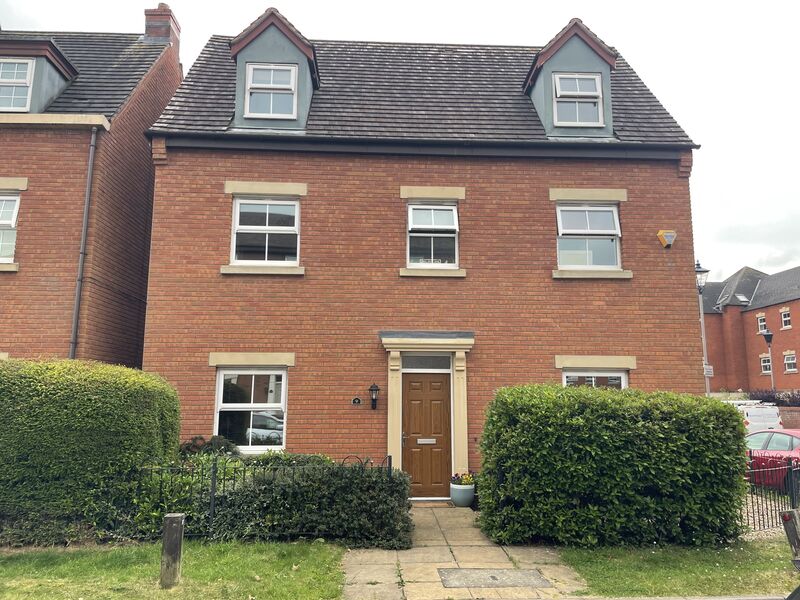 * A Modern And Spacious Three Storey Four Bed Detached House, coming to market this week! *
#familyhome #cityliving #Lichfield