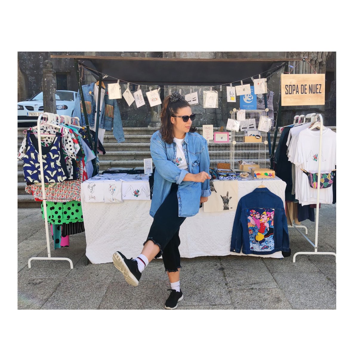 VDVRockFest's tweet image. Esto no para y os presentamos otro de los puestos de nuestro mercadillo. El tercero que nos acompañará es sopa de Nuez, una tienda de ropa que diseña nuestra amiga Vero, gallega y de Valdevarnés, sus diseños son modelos atemporales cargados de diversión 
sopadenuez.com