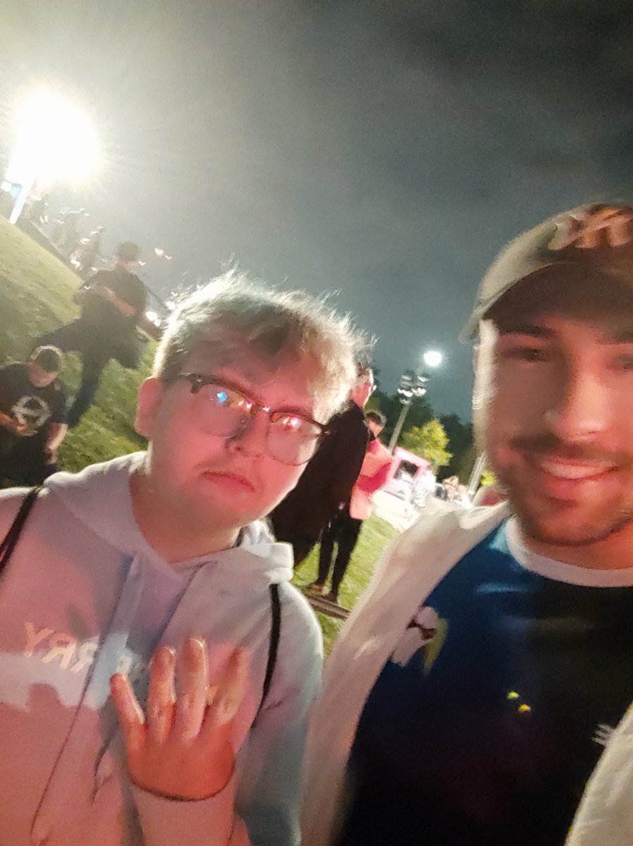 My first time visiting a LAN was a dream coming true. I am thankful for the experience it was a great time, especially meeting all these ppl.
Thanks to everyone who shared this moment with me!
<a href="/Joyokamii/">Joyo</a> <a href="/riseRL_/">GGM1 rise.</a> <a href="/AhmadRL_/">AhmadX2</a> <a href="/chrs_RL/">chrs</a>