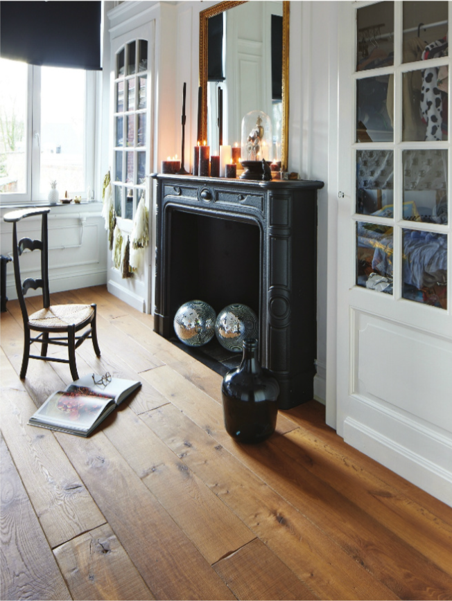 CFJMagazine's tweet photo. Les iconics is the latest parquet collection from @BerryAlloc, capturing the soul of aged parquet in an engineered wood floor with modern performance 🙌👇
https://t.co/QBOLhjDcFU
#berryalloc #parquet #flooring #wooden #floors #flooring #engineeredwoodflooring #woodflooring https://t.co/5LpkKFAFEZ