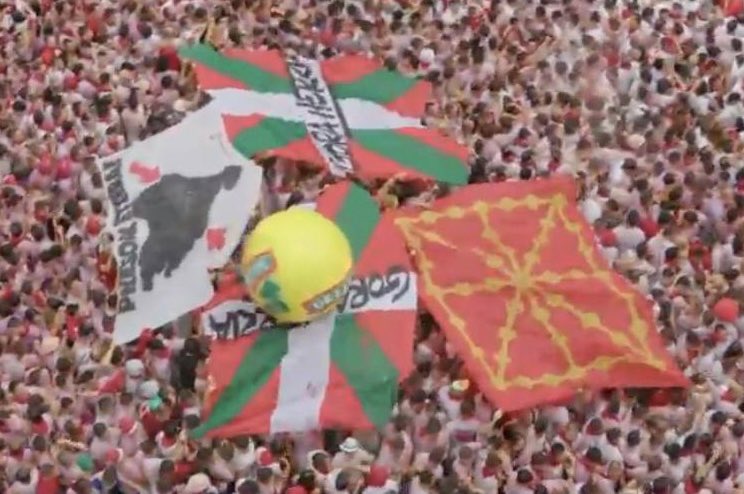 No querían taza? Pues taza y media... Gora San Fermin! #GoraHerria!