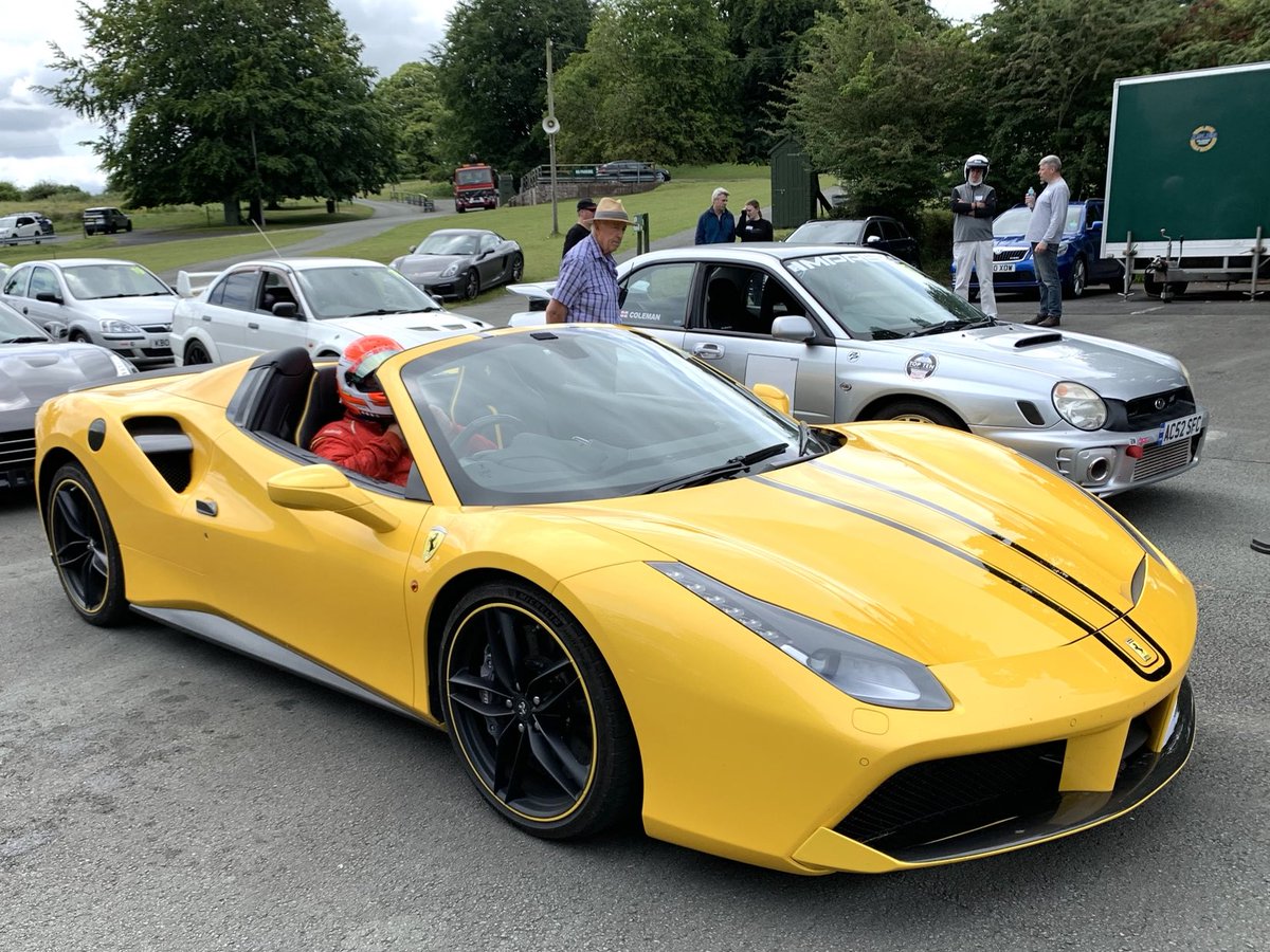 Tony Adams tweet media