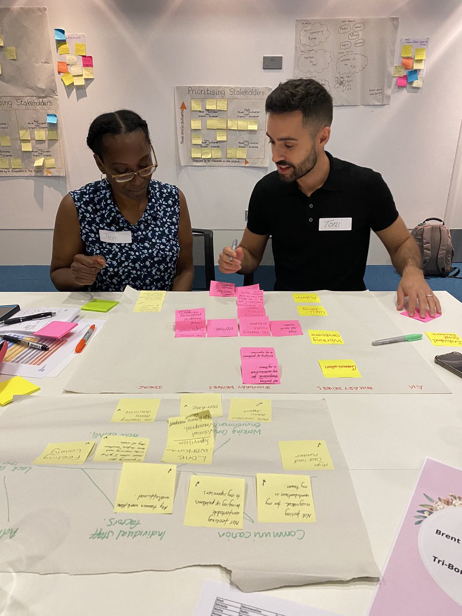 Lucinda Hollinshead tweet media