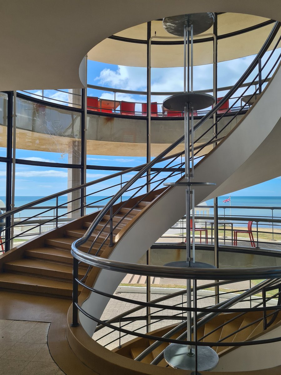 Hastings Contemporary (@_art_on_sea) on Twitter photo Today's office, the beautiful <a href="/dlwp/">De La Warr Pavilion</a>
<a href="/CoastalCultureT/">CoastalCultureTrail</a> #dlwp #hastingscontemporary #coastalculturetrail Today's office, the beautiful <a href="/dlwp/">De La Warr Pavilion</a>
<a href="/CoastalCultureT/">CoastalCultureTrail</a> #dlwp #hastingscontemporary #coastalculturetrail