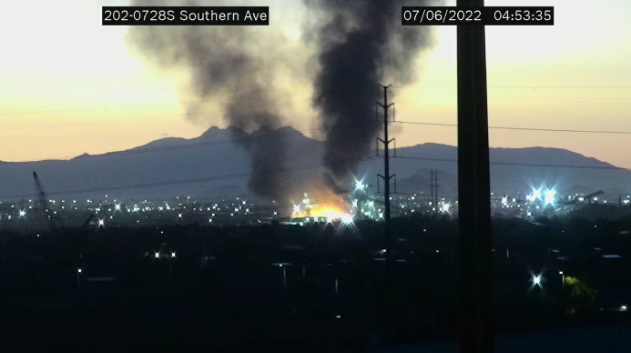 GinaMaravillaTV's tweet image. #Breaking Firefighters on scene of a #FirstAlarm pallet fire. AZ Family crews headed to the scene as well. We're following the breaking news on GMAZ.